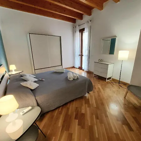 Apartment Cocciu D'amuri House